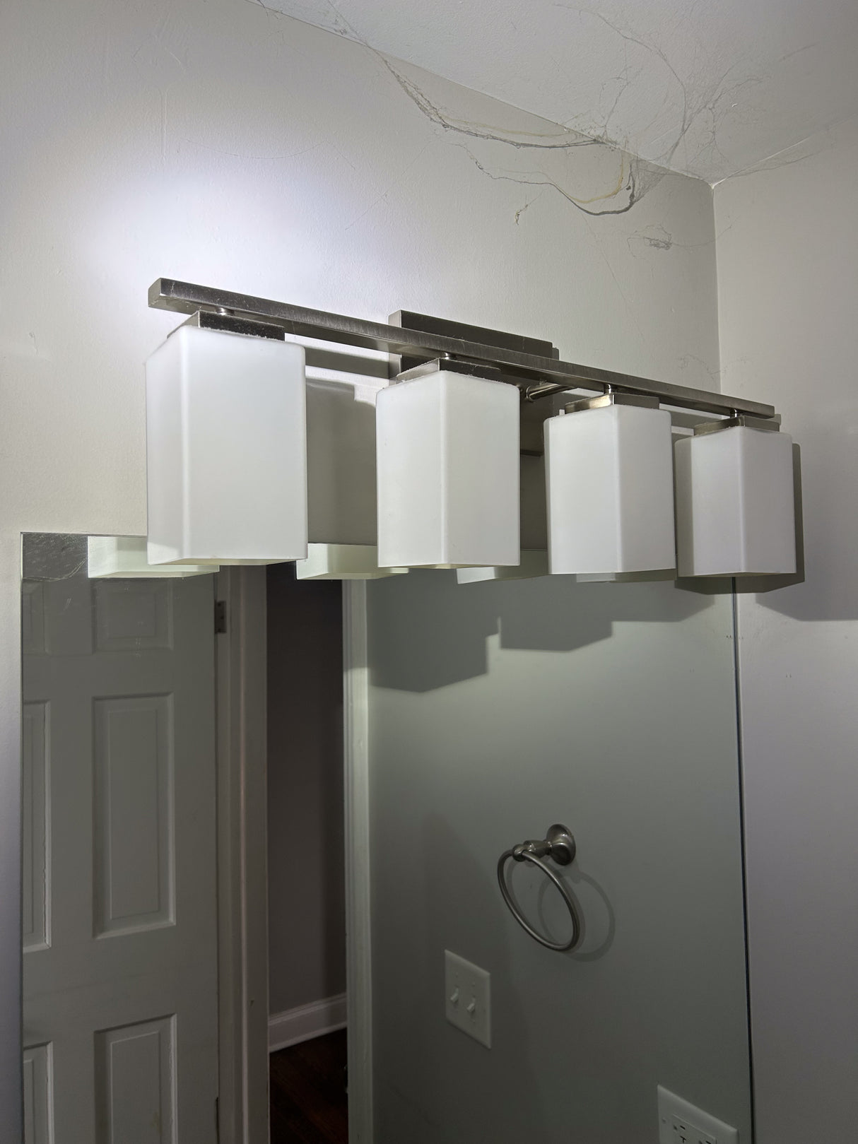 Bathroom Vanity Light - 4-Bulb