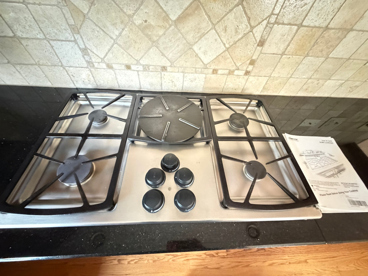 Dacor SGM 36" 5-Burner Stainless Gas Cooktop w/ Manual