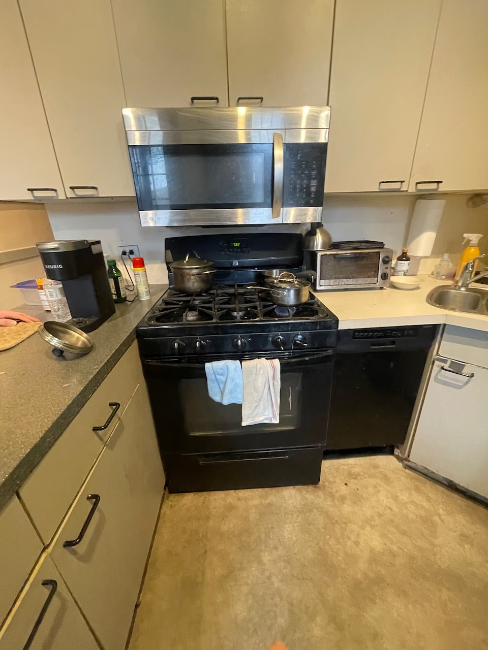Kenmore 30" Black Gas Range