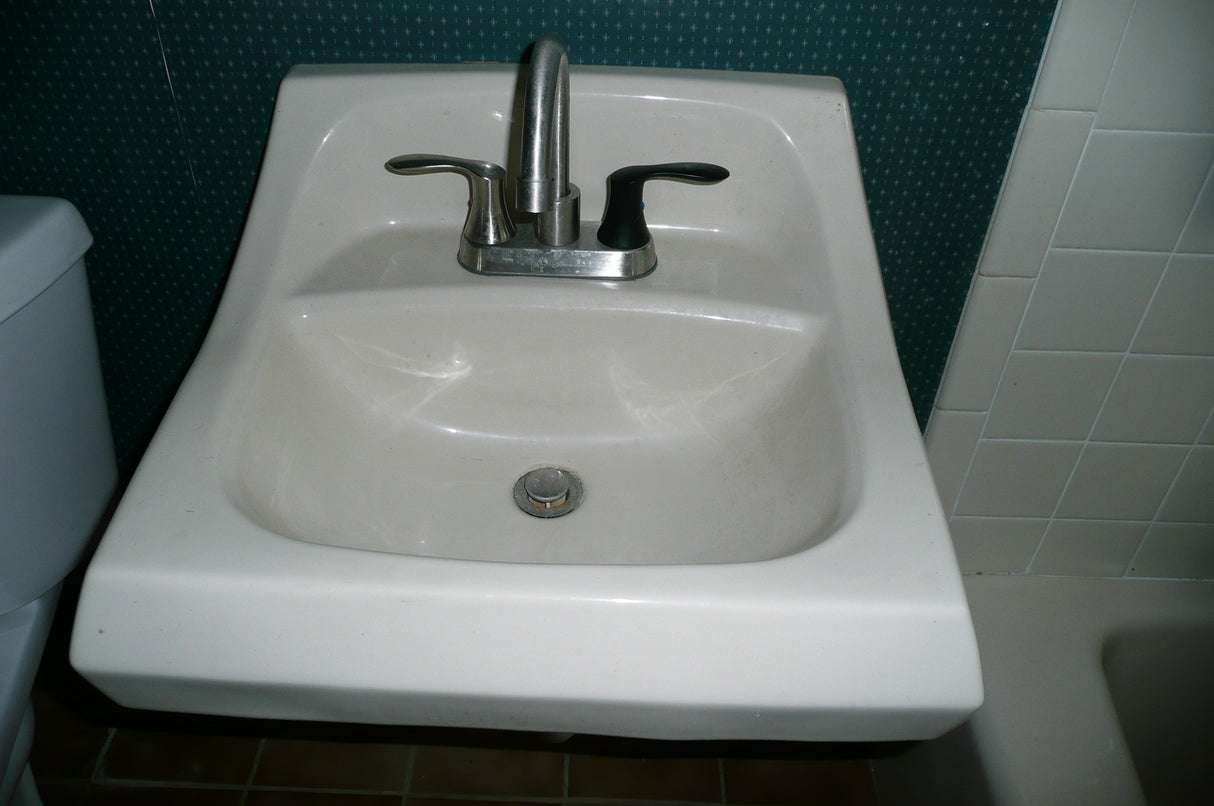 22" Wall Mount Sink with Faucet