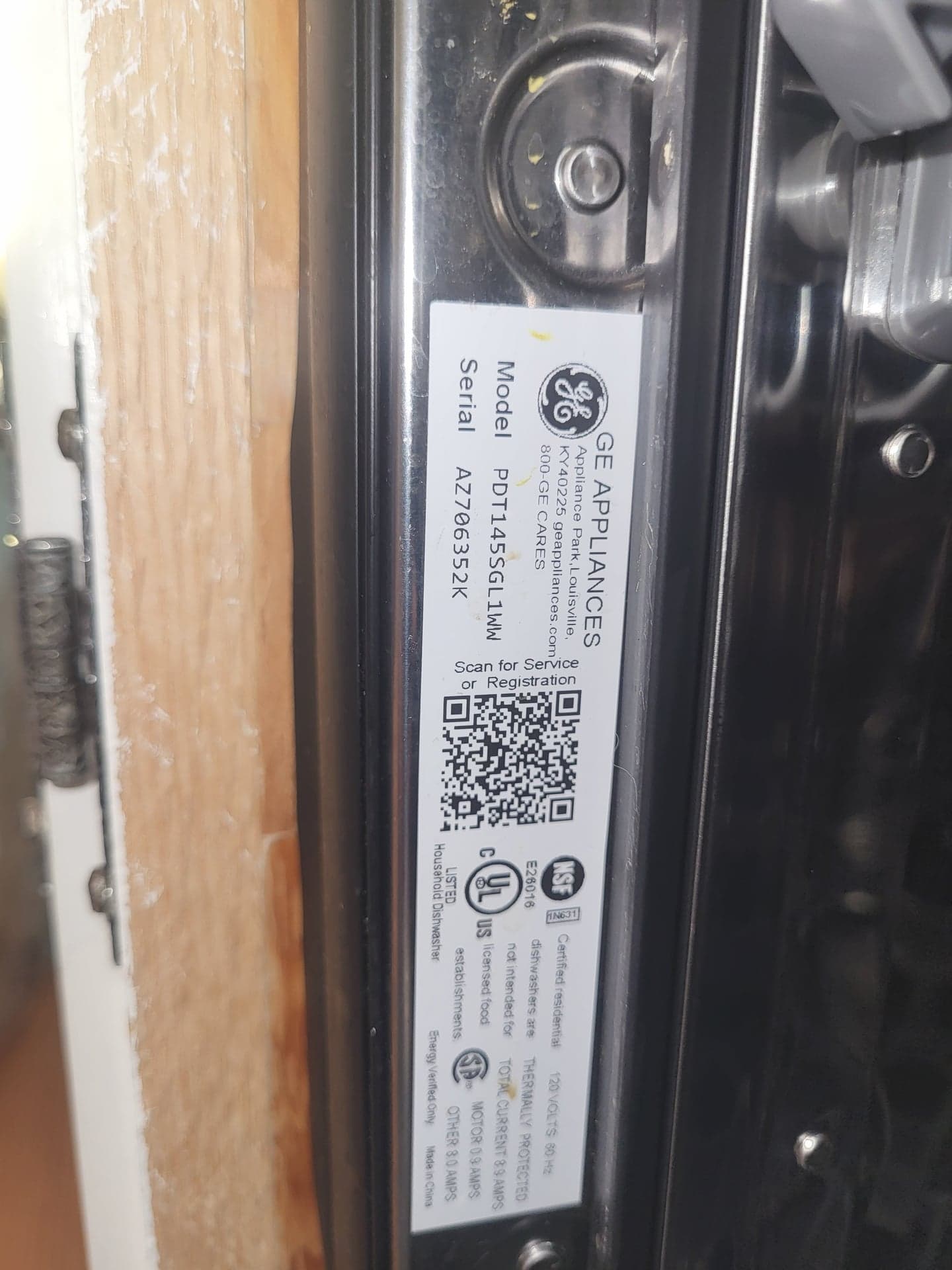 GE Profile PDT145SGL1WW 18in Built-In Dishwasher, White, Used