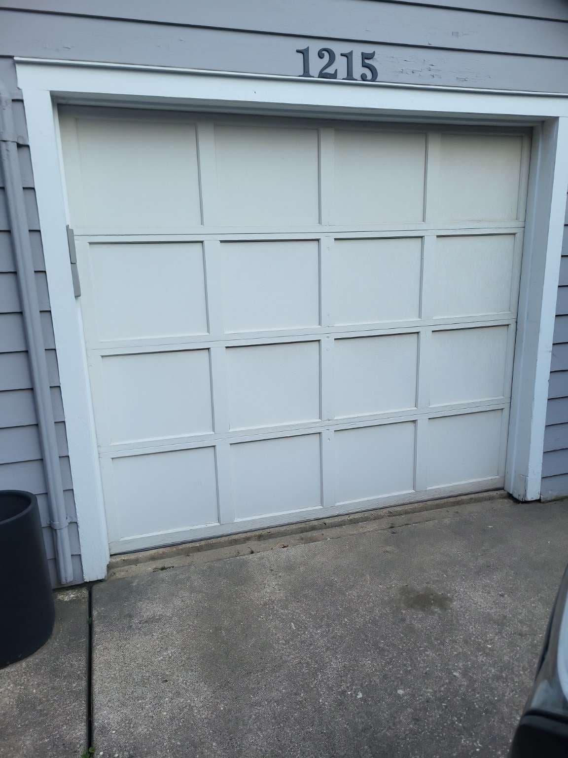 Single-Car Raised-Panel Garage Door, White, w/ Tracks & Springs