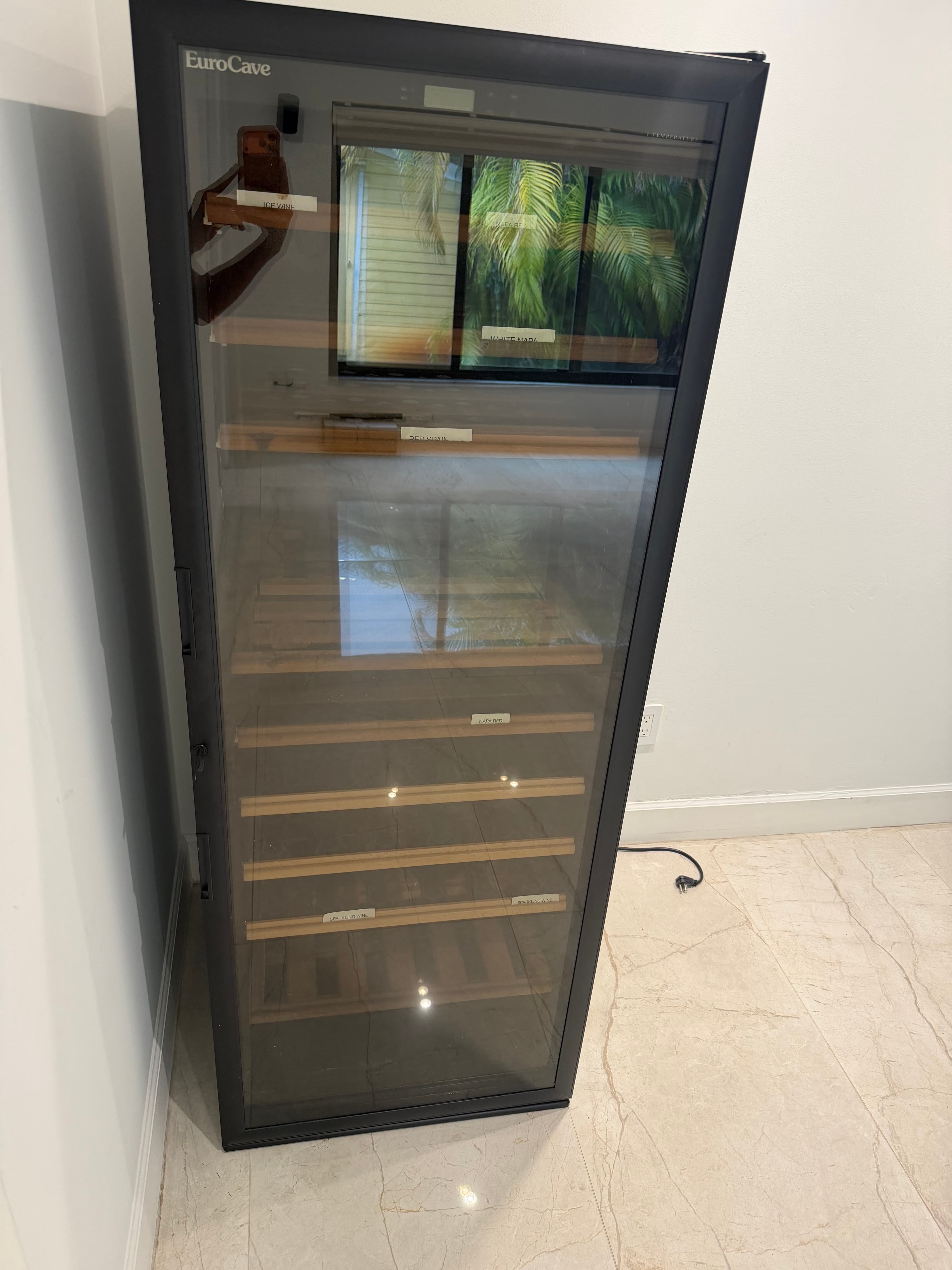 Luxury EuroCave Wine Refrigerator / Wine Cellar Cabinet