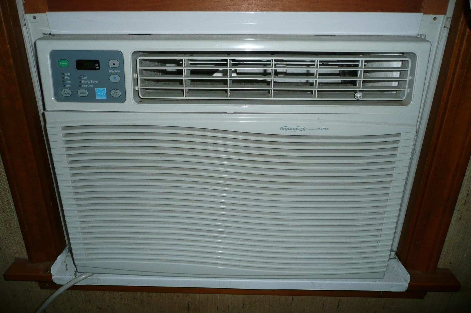 Soleus 18,000 BTU Window A/C Unit