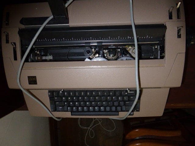Vintage 1981 IBM correcting Selectric iii electric typewriter