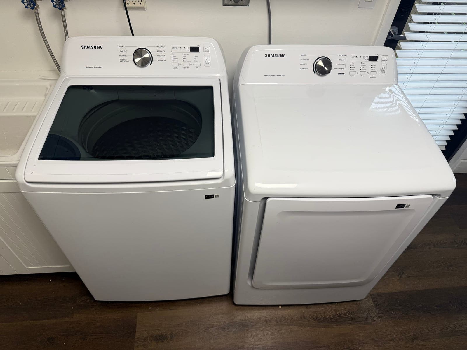 Samsung SmartCare Washer & Dryer Set