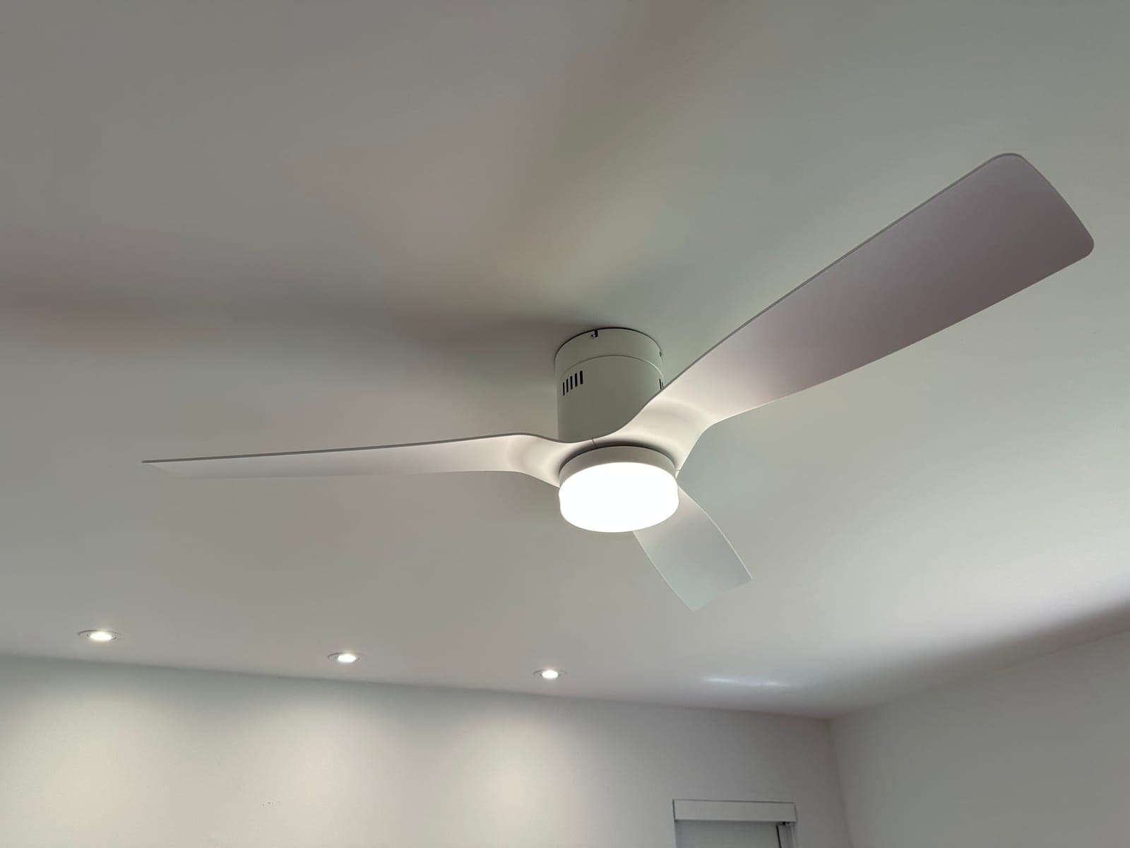 Modern 3-Blade Ceiling Fan with Integrated LED Light