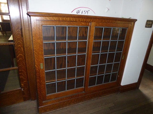 Tiger Oak Bookcase with Leaded Glass Sliding Doors
