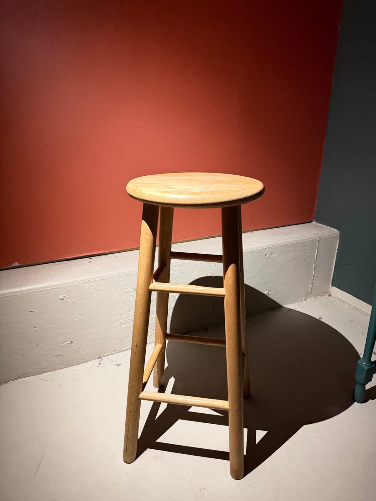 Wooden Backless Bar Stool, Natural Finish, ~29" Counter Height