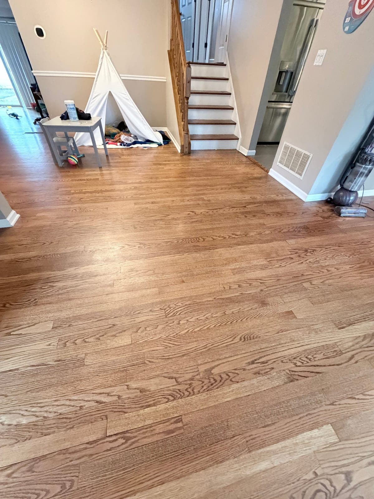 Reclaimed Red Oak Hardwood Flooring – Approx. 1,050 Sq Ft Available