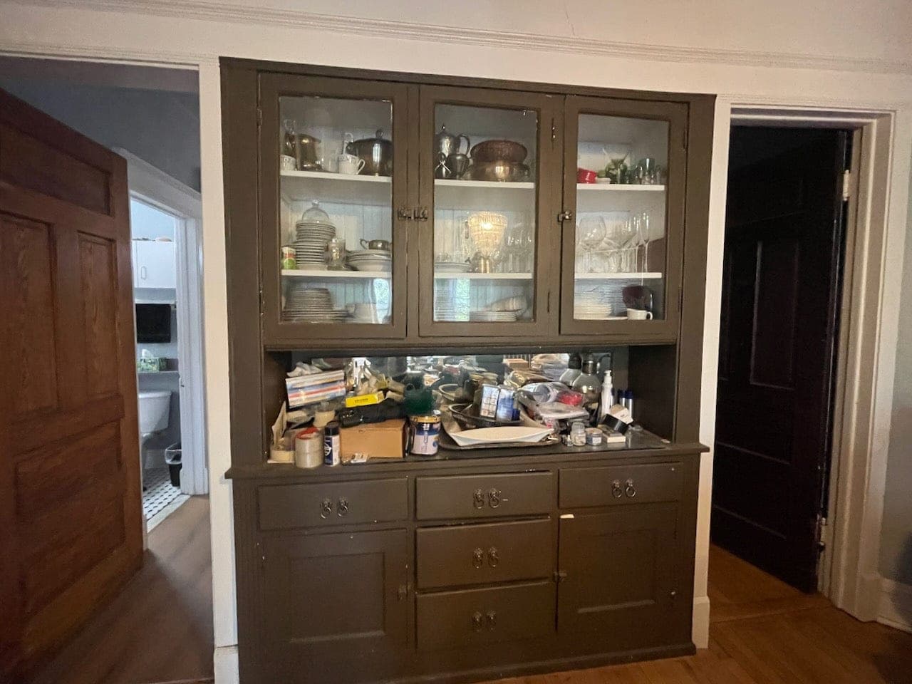 Vintage Hutch 89"