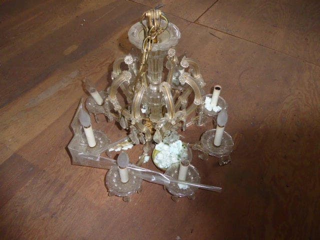 Vintage Chrystal  Chandelier 8-Bulbs