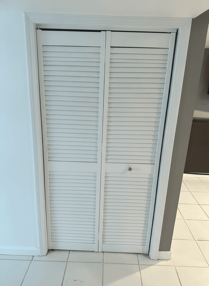 White Louvered Bifold Closet Doors – Approx. 30” x 80”