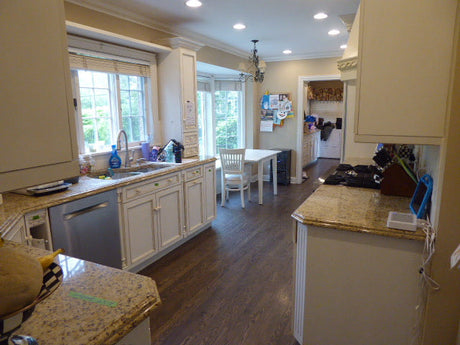 Glenview, IL - Residential Home Kitchen & Laundry Room