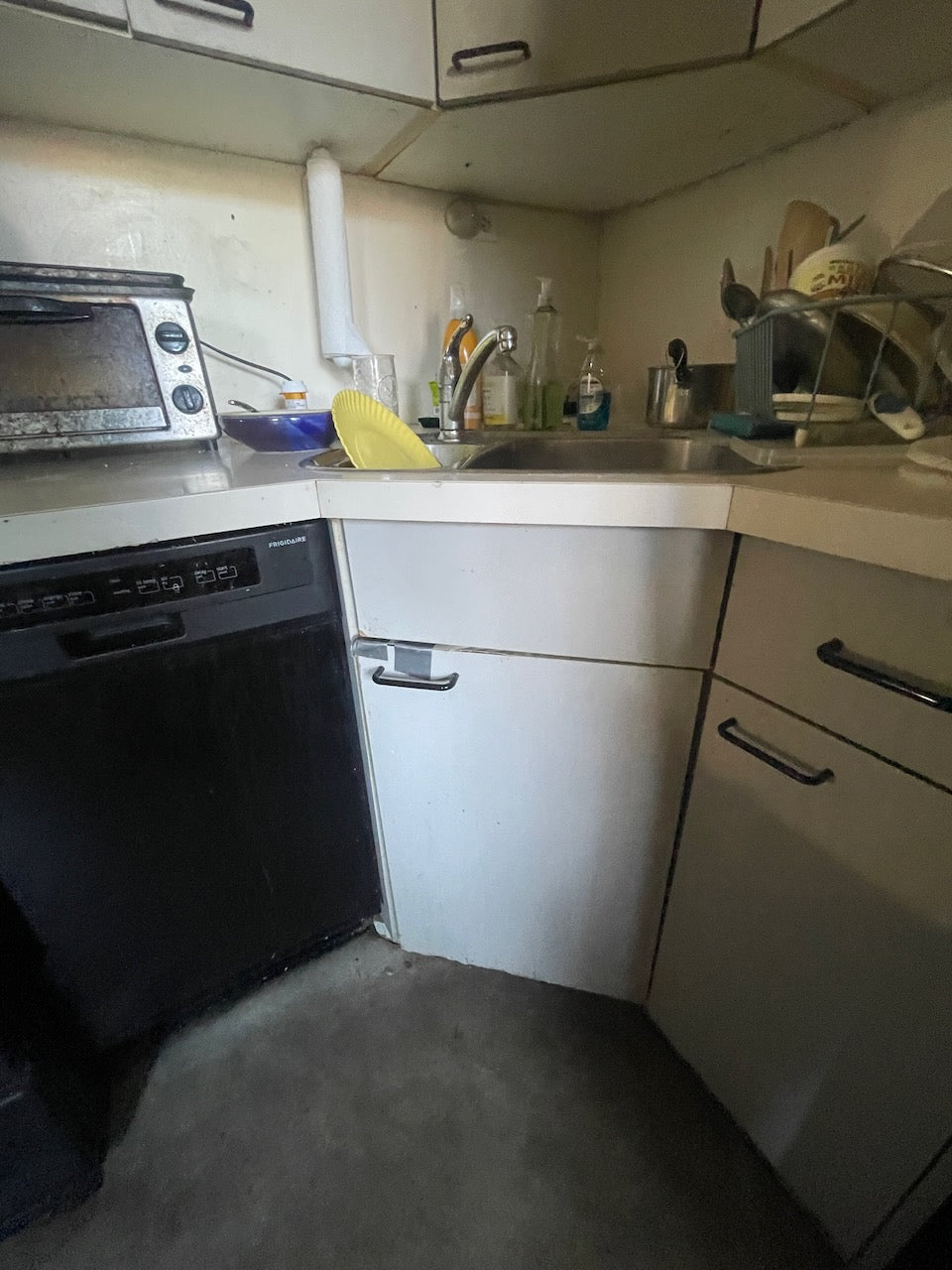 Kitchen Cabinets, Countertop, Sink, Faucet to fit 8' x 10' Space