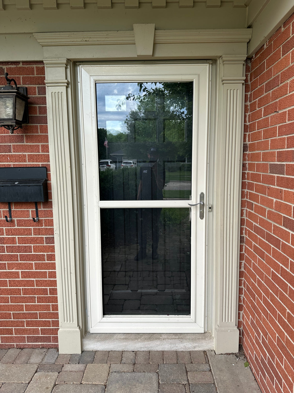 Full-View Aluminum Storm Door with Retractable Screen