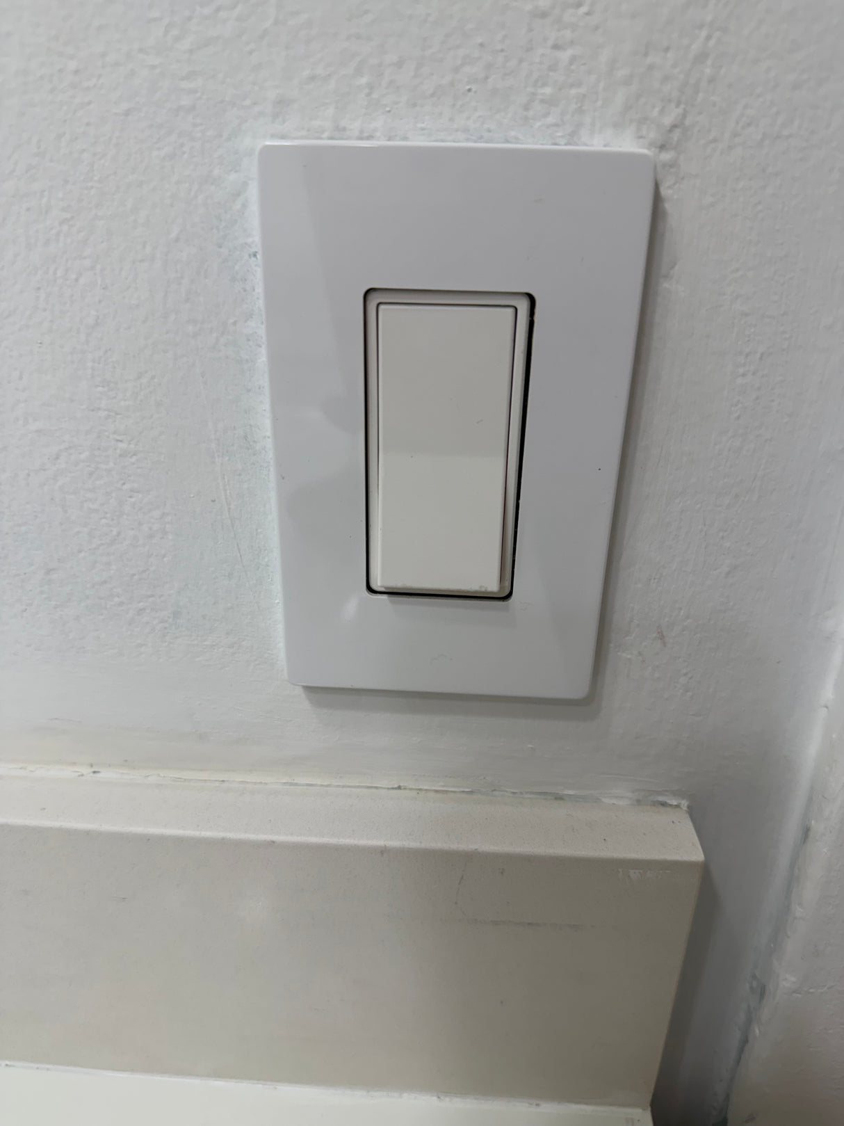 Modern White Decora Light Switches – Set of 11