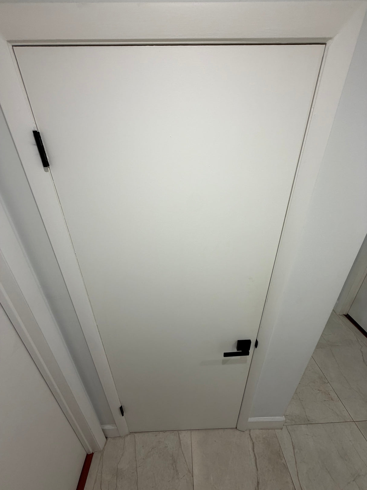 Modern Interior White Flush Doors with Matte Black Hardware – Qty 8