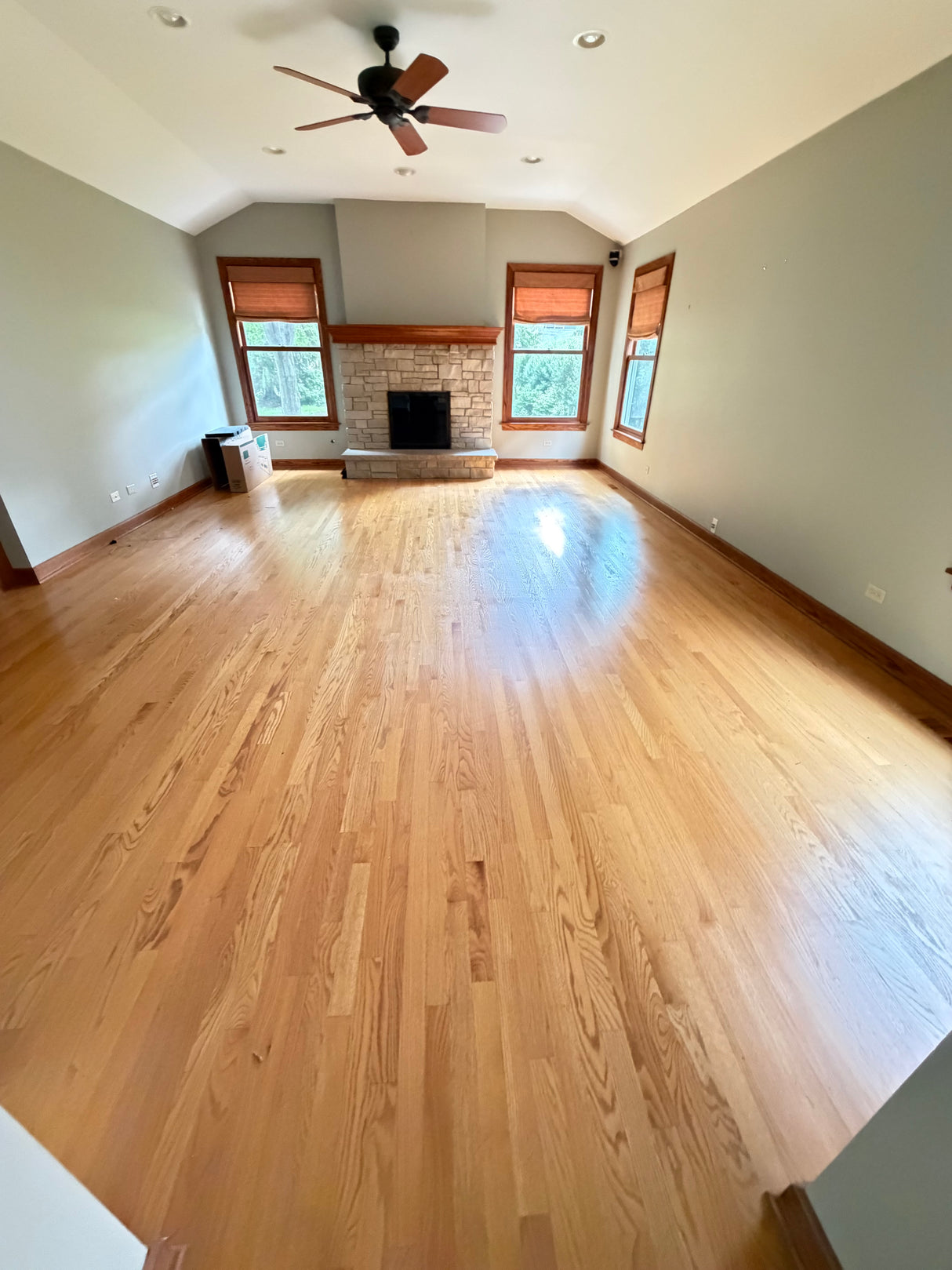 1,200± SQ FT Solid Oak Hardwood Flooring – Whole House Salvage