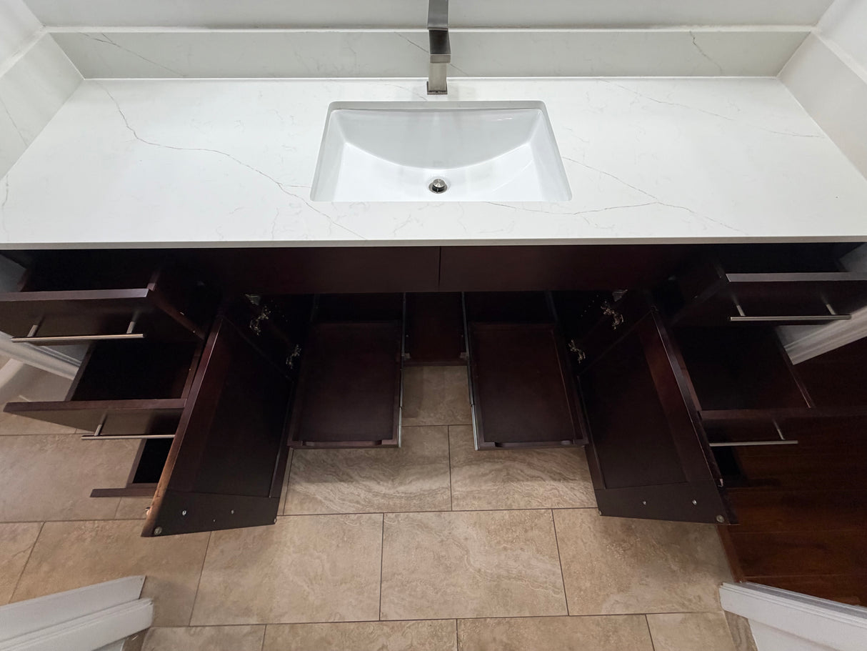 Modern Bathroom Vanity with Quartz Countertop & Sink