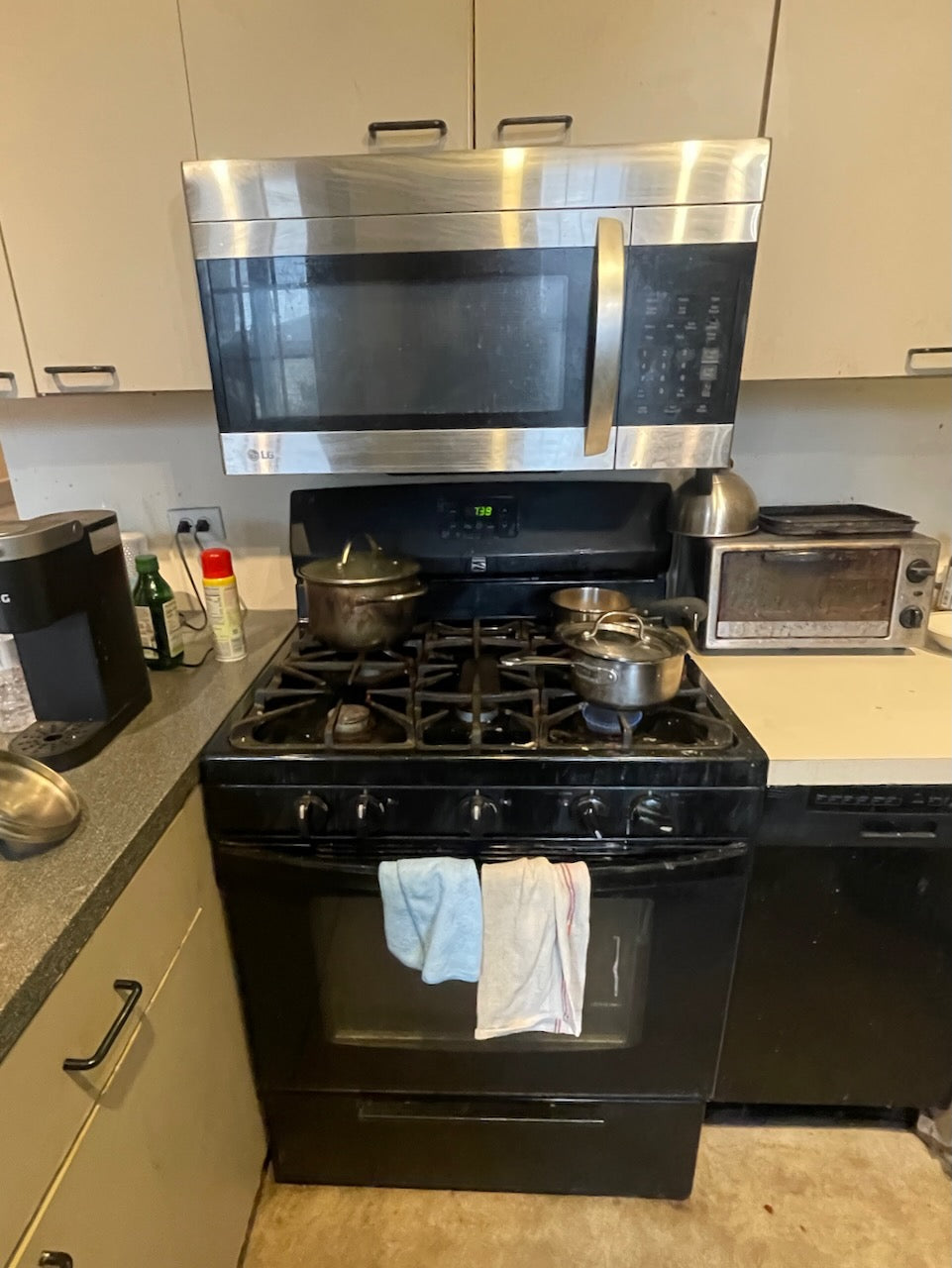 Kenmore 30" Black Gas Range