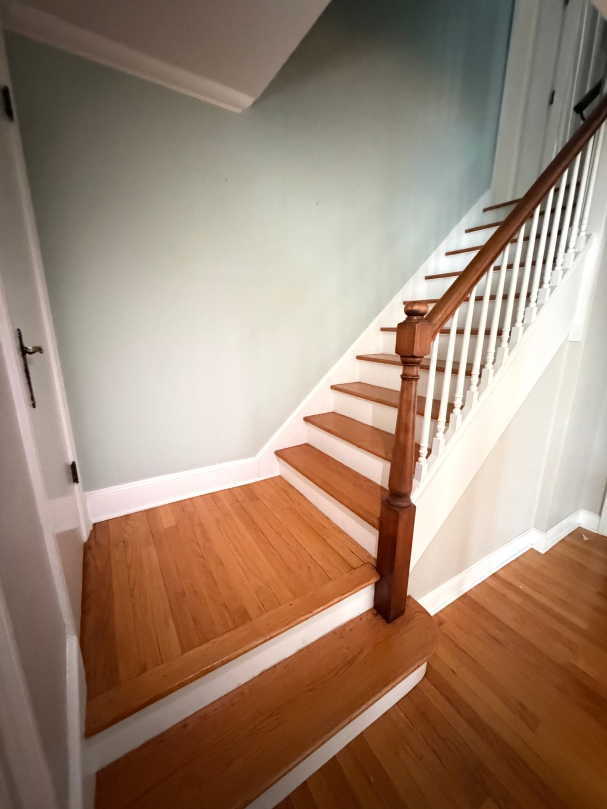 Solid Oak Stair Railing & Banister Set with Spindles