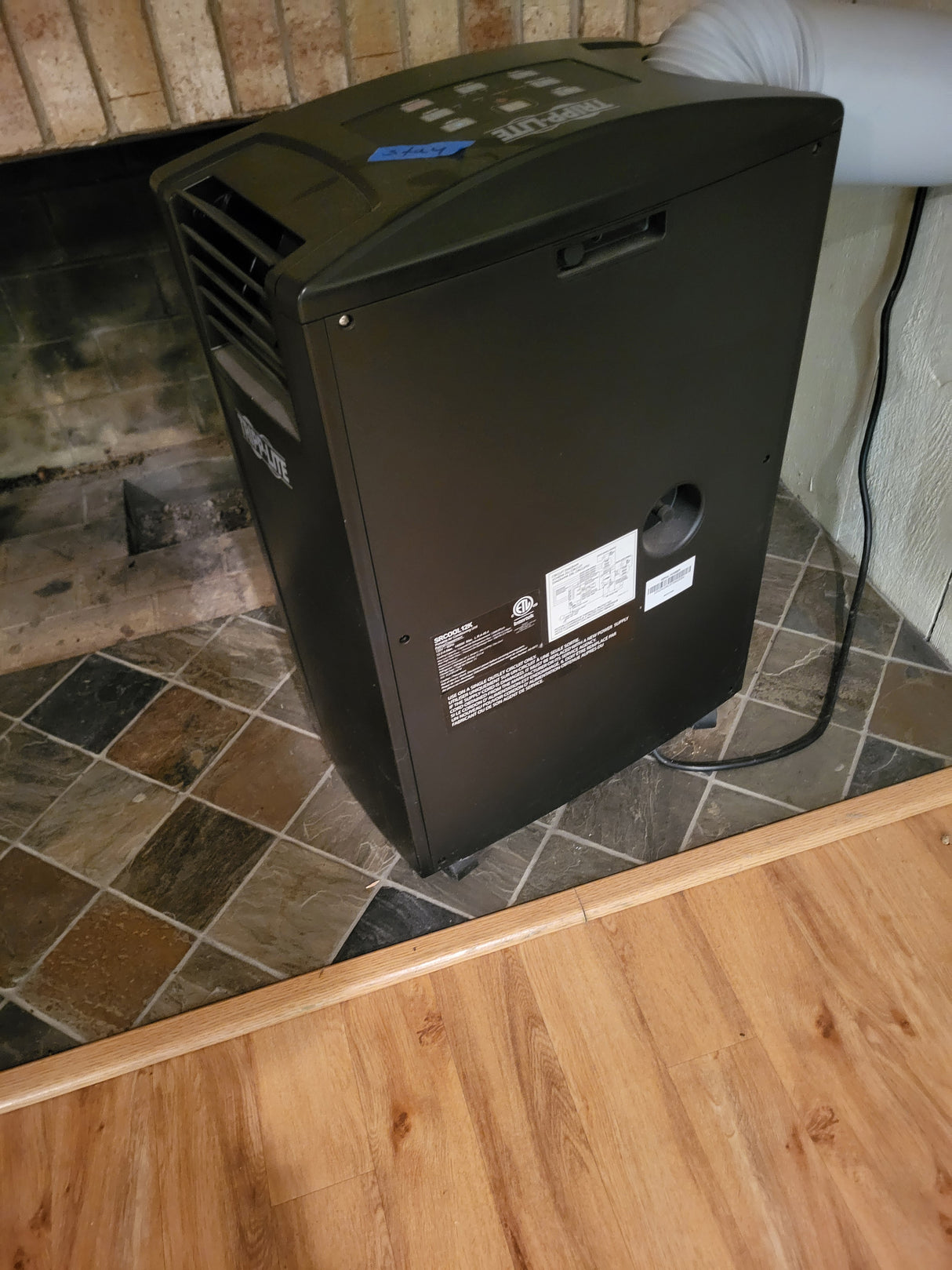 Portable air conditioner